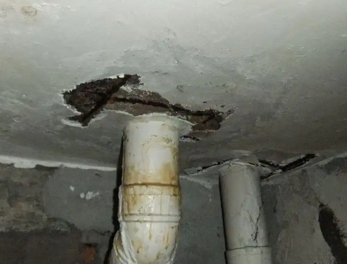 鹤岗卫生间漏水维修公司浅析鹤岗卫生间渗水维修的方法